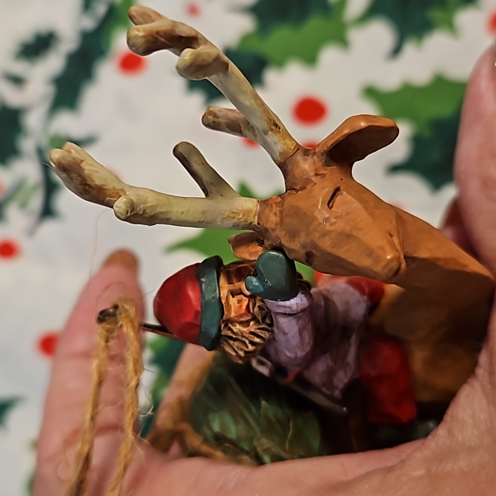 'Home from the woods' 1995 Club Edition ornament showcase Hallmark NIB Folksy - Picture 8 of 10